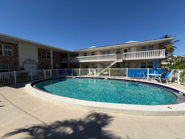 3216 NE 13TH Street 11, Pompano Beach, FL 33062