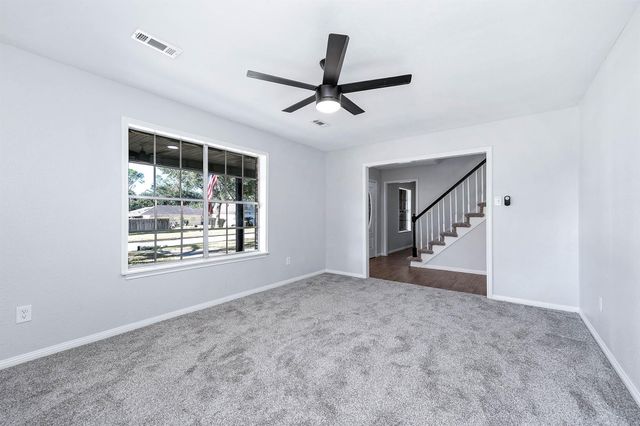 405 Karlis Drive, Alvin, TX 77511