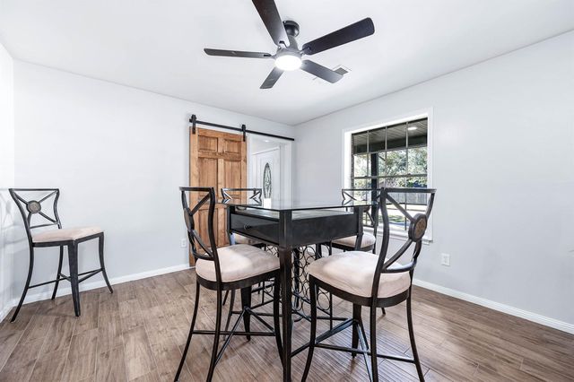 405 Karlis Drive, Alvin, TX 77511