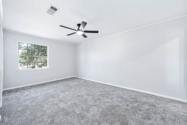 405 Karlis Drive, Alvin, TX 77511