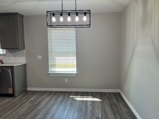 201 N Pecan Street, Whitesboro, TX 76273