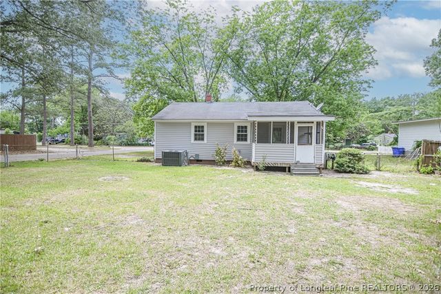 407 Hicks Avenue, Fayetteville, NC 28304