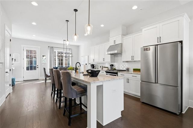 285 Castleberry Hill Walk SW, Atlanta, GA 30313