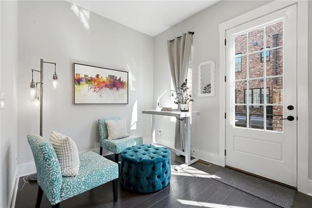 285 Castleberry Hill Walk SW, Atlanta, GA 30313