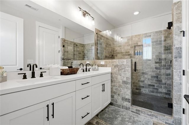 285 Castleberry Hill Walk SW, Atlanta, GA 30313
