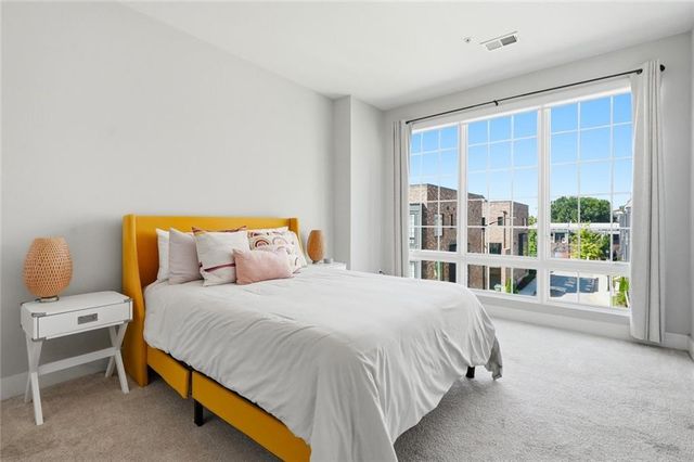 285 Castleberry Hill Walk SW, Atlanta, GA 30313
