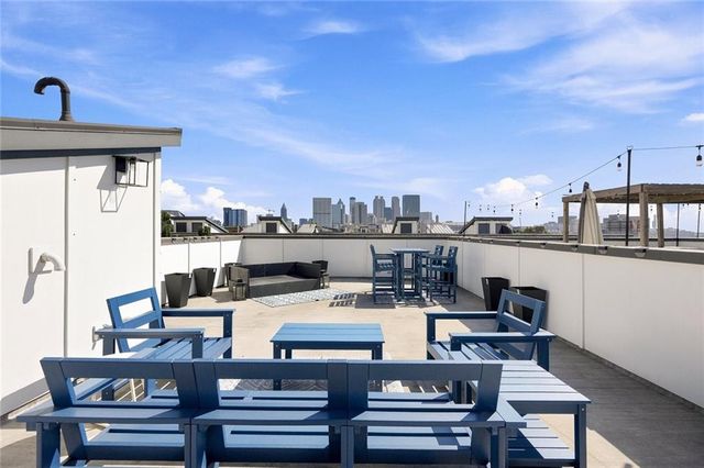 285 Castleberry Hill Walk SW, Atlanta, GA 30313