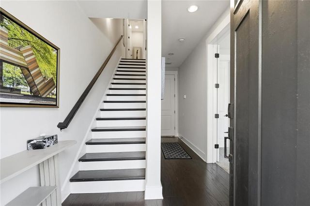 285 Castleberry Hill Walk SW, Atlanta, GA 30313