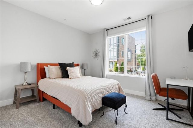 285 Castleberry Hill Walk SW, Atlanta, GA 30313
