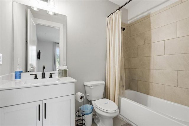 285 Castleberry Hill Walk SW, Atlanta, GA 30313