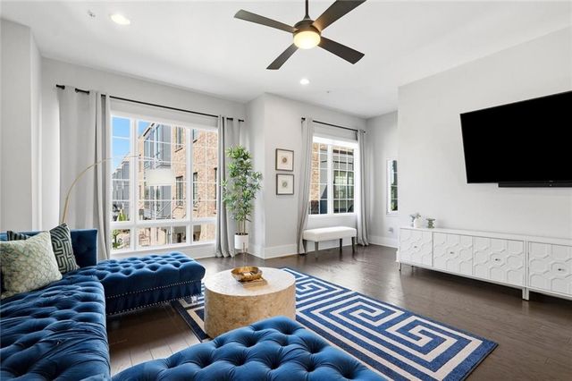 285 Castleberry Hill Walk SW, Atlanta, GA 30313