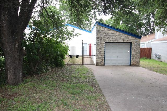 1002 King Albert ST B, Austin, TX 78745