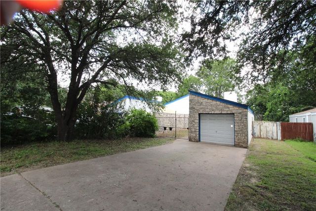 1002 King Albert ST B, Austin, TX 78745