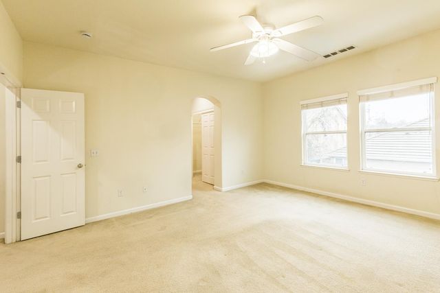 2608 Donner Trl, Riverbank, CA 95367