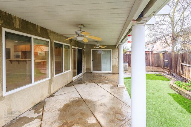 2608 Donner Trl, Riverbank, CA 95367
