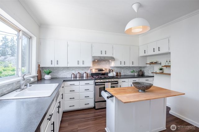 923 S Grant Avenue, Tacoma, WA 98405