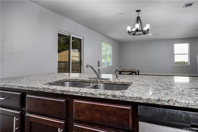 2747 Lily, Northport, AL 35473