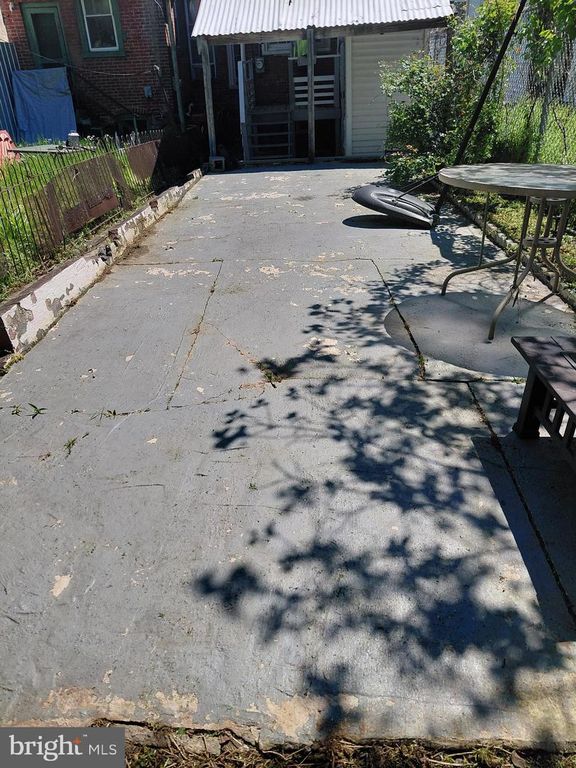 5534 N AMERICAN ST, Philadelphia, PA 19120