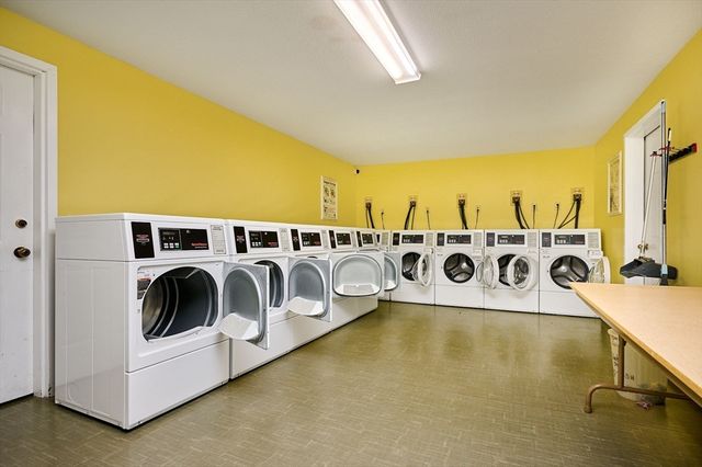 23 Randolph Pl 109, Northampton, MA 01060