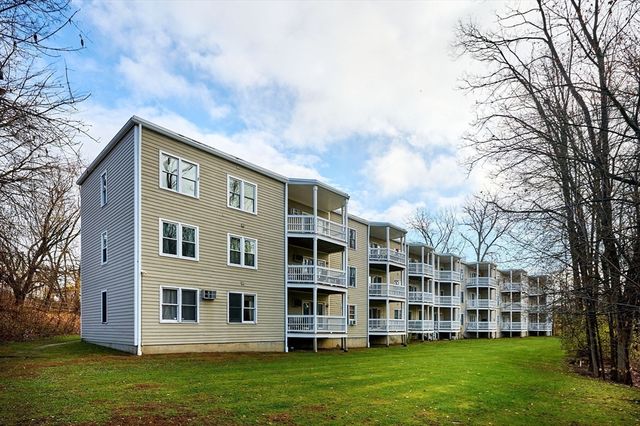 23 Randolph Pl 109, Northampton, MA 01060