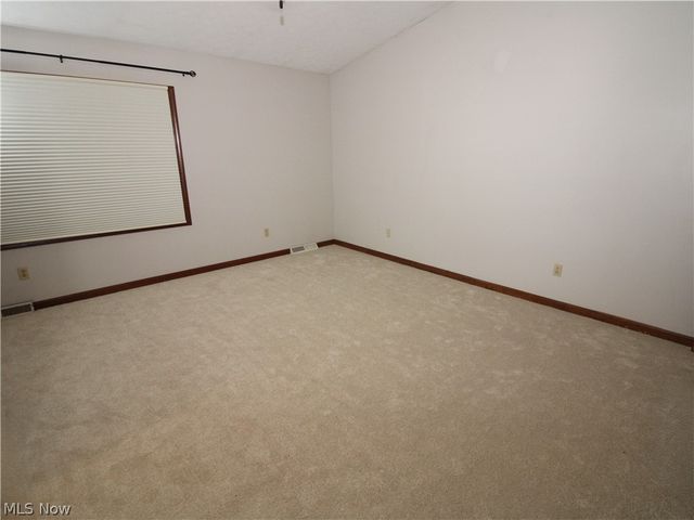 138 Loyola Drive, Elyria, OH 44035