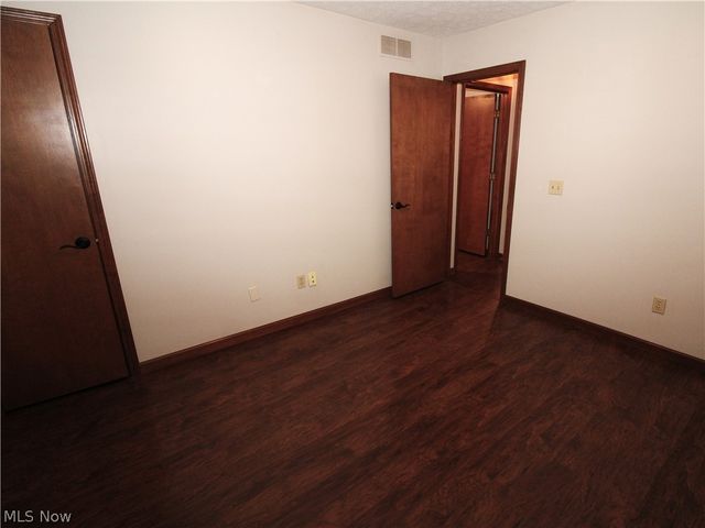 138 Loyola Drive, Elyria, OH 44035