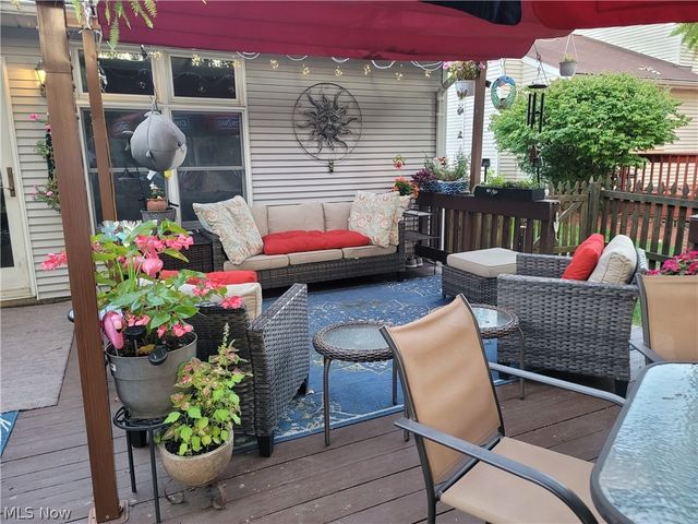 138 Loyola Drive, Elyria, OH 44035