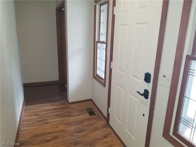138 Loyola Drive, Elyria, OH 44035