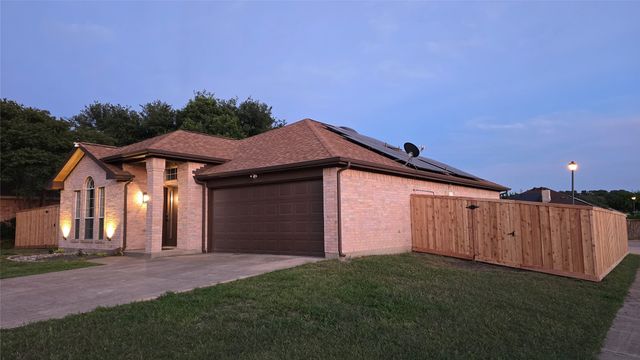1114 Sage Brush Trail, Midlothian, TX 76065