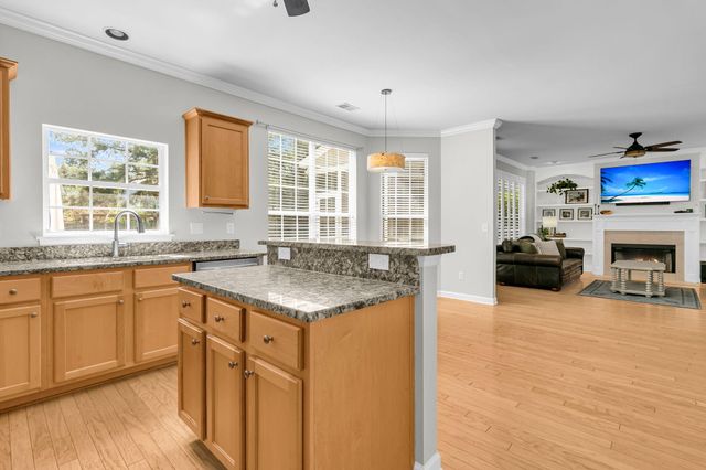 2116 Tall Grass Circle, Mount Pleasant, SC 29466