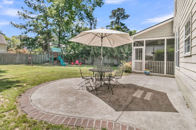 2116 Tall Grass Circle, Mount Pleasant, SC 29466