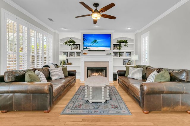 2116 Tall Grass Circle, Mount Pleasant, SC 29466