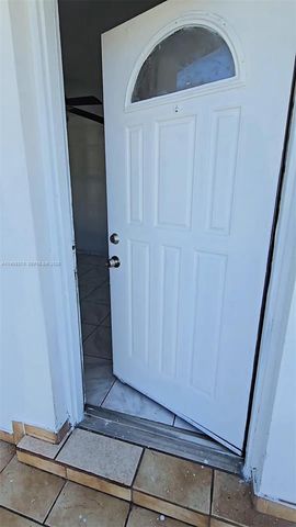 11152 SW 7th St, Sweetwater, FL 33174