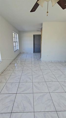 11152 SW 7th St, Sweetwater, FL 33174