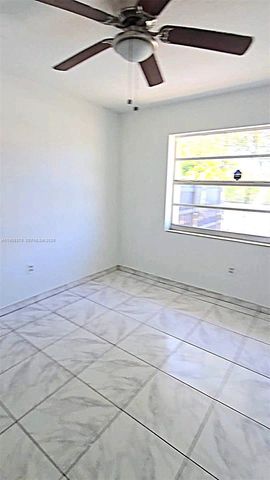 11152 SW 7th St, Sweetwater, FL 33174