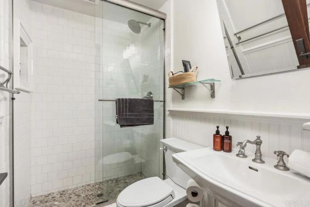 2260 El Amigo Road, Del Mar, CA 92014