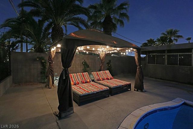 3538 Pueblo Way, Las Vegas, NV 89169