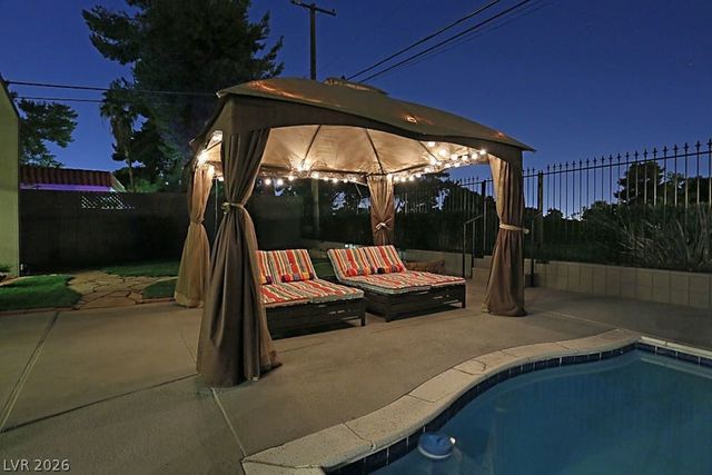 3538 Pueblo Way, Las Vegas, NV 89169