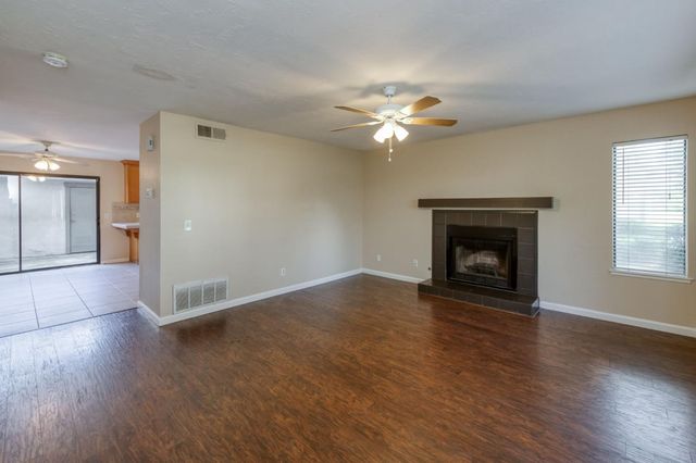 4747 N Woodrow Avenue # 120, Fresno, CA 93726