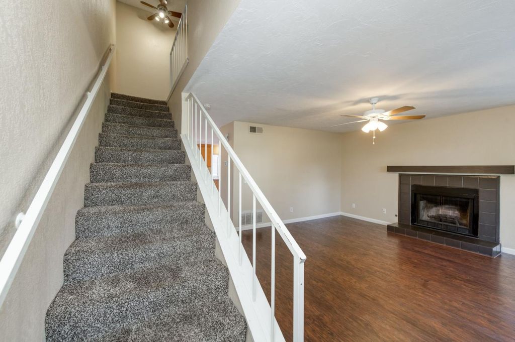 Image 20 of property listing at 4747 N Woodrow Avenue # 120, Fresno, CA 93726