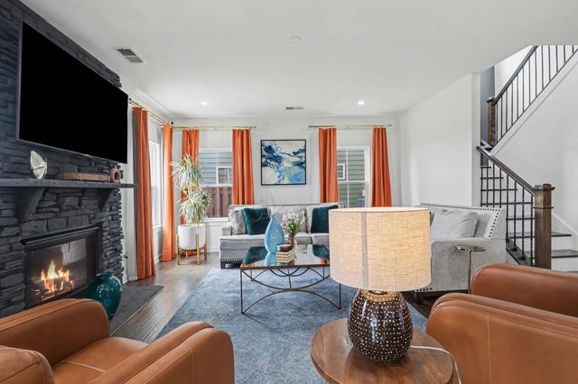 913 St. Elmo's Court, Duncan, SC 29334