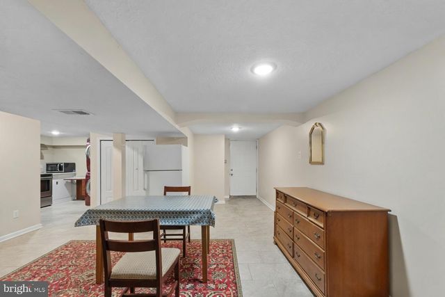 5712 JOHNNYCAKE RD, Baltimore, MD 21207