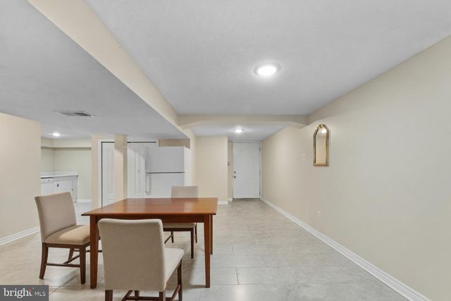 5712 JOHNNYCAKE RD, Baltimore, MD 21207