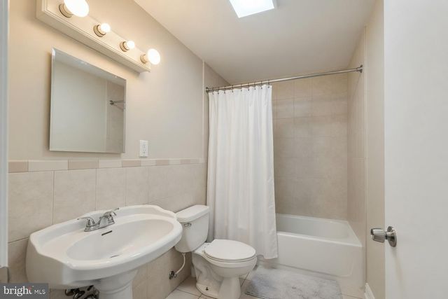 5712 JOHNNYCAKE RD, Baltimore, MD 21207