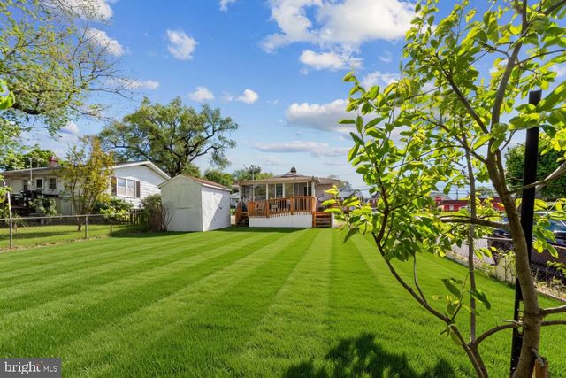 5712 JOHNNYCAKE RD, Baltimore, MD 21207