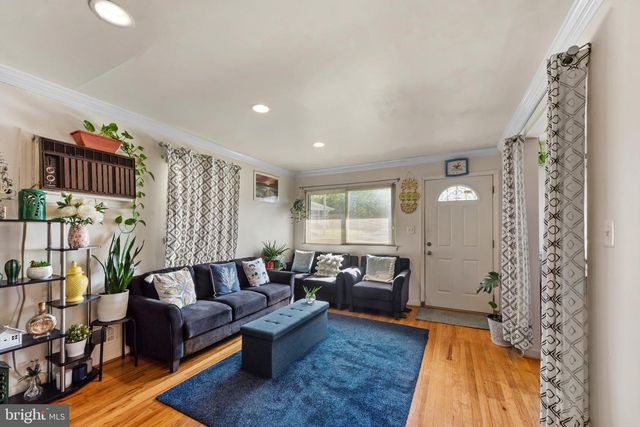 5712 JOHNNYCAKE RD, Baltimore, MD 21207