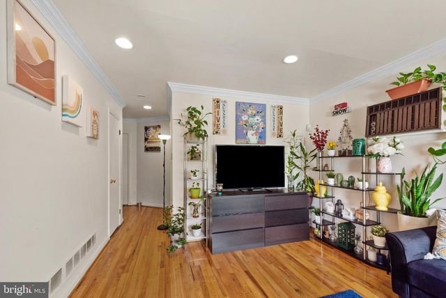 5712 JOHNNYCAKE RD, Baltimore, MD 21207