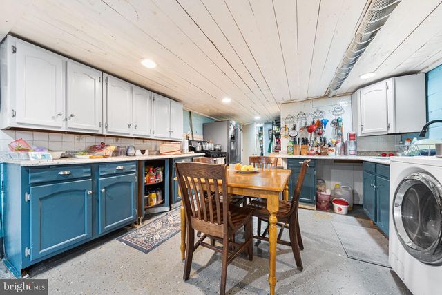 3444 ROCK SPRING, Falls Church, VA 22041
