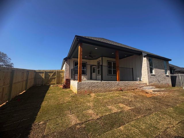 122 Kaul Ln, Bullard, TX 75757