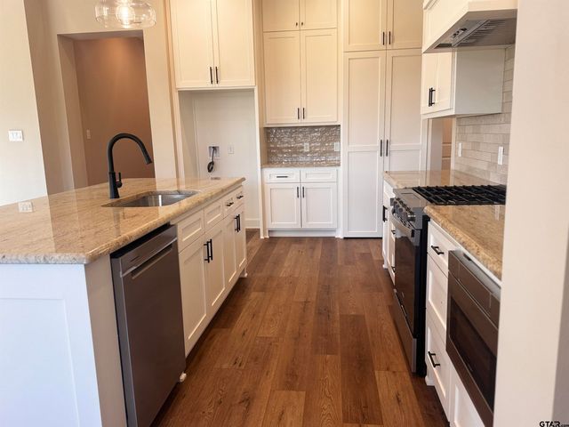 122 Kaul Ln, Bullard, TX 75757